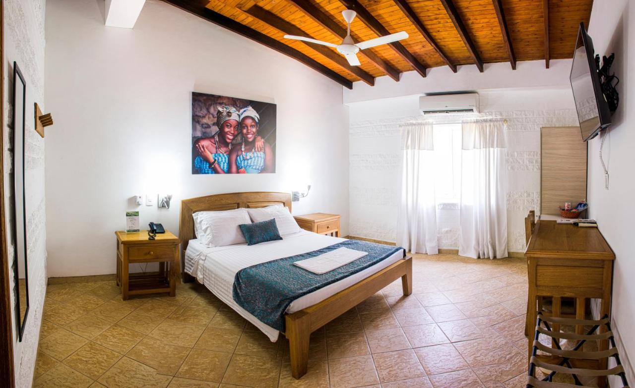 Hosteria Horizontes Caucasia Dış mekan fotoğraf